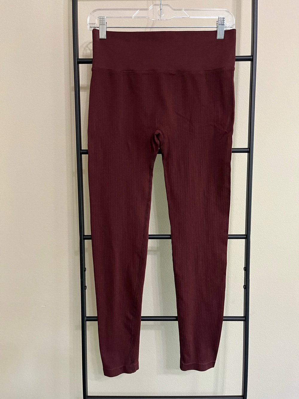 Kojooin XL Ribbed Seamless High Rise Leggings Athleisure Casual Activewear